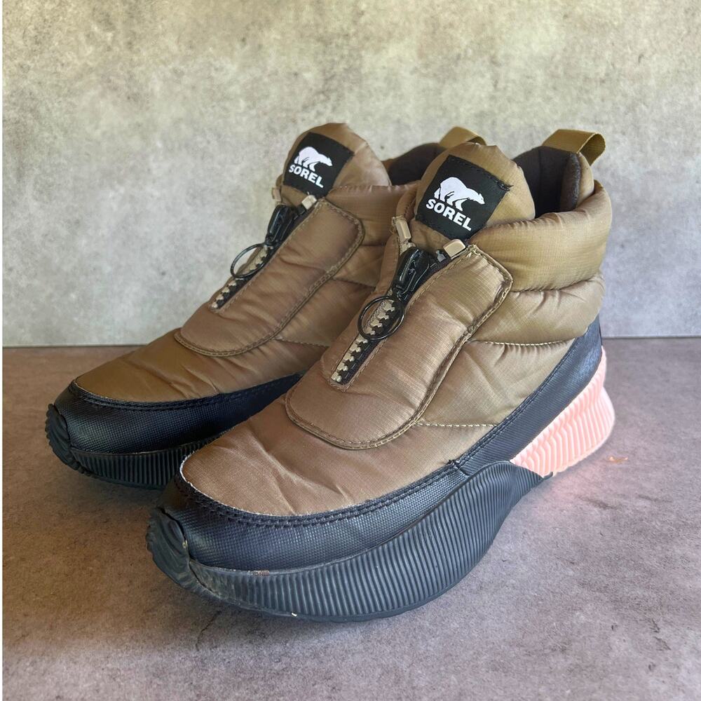 Sorel Out 'N About III Puffy Zip boots quilted insulated platform winter boot